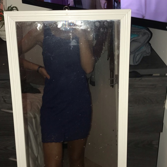 Dress - Picture 2 of 3